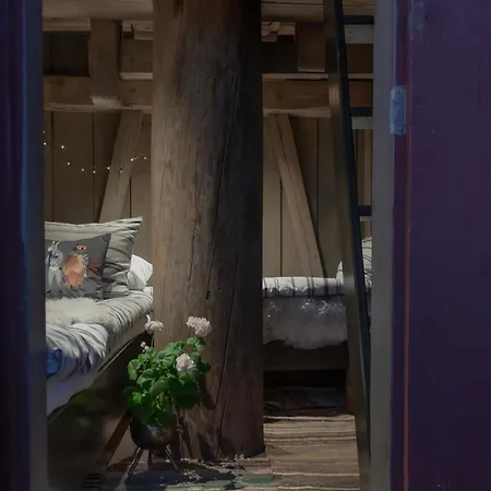 Πανσιόν Mickels Bondgardsglamping